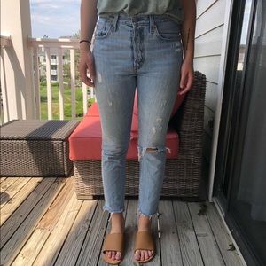 Levi 501 S size 29 light jeans skinny high waisted